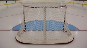 Сетка для хоккейных ворот (нить 5 миллиметров, 1,85Х1,25Х0,5 метров) - fgospostavki.ru - Тула