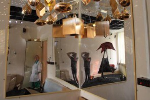 Зеркало настенное небьющееся без подсветки 169х59 сантиметров - fgospostavki.ru - Тула