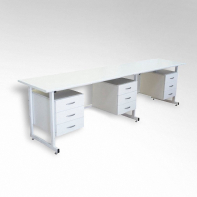 Стол 3-х тумбовый для лабораторных работ 2500*600*850 ЛДСП - fgospostavki.ru - Тула